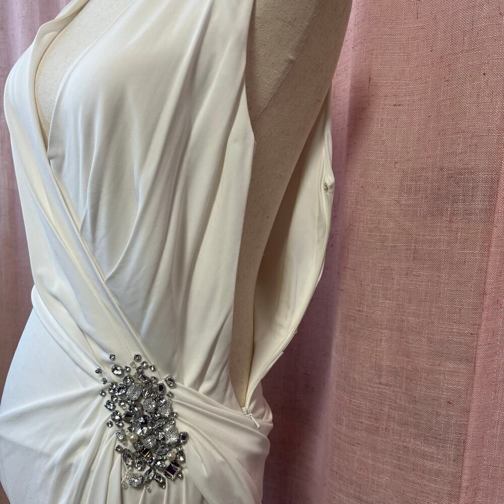 Vintage NWT Vintage Robert‎ Rodriquez White V-Neck  Dress w/ Rhinestone Accents - Picture 5 of 11